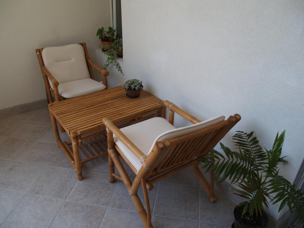 Apartments Pharia Jelsa  Habitación foto