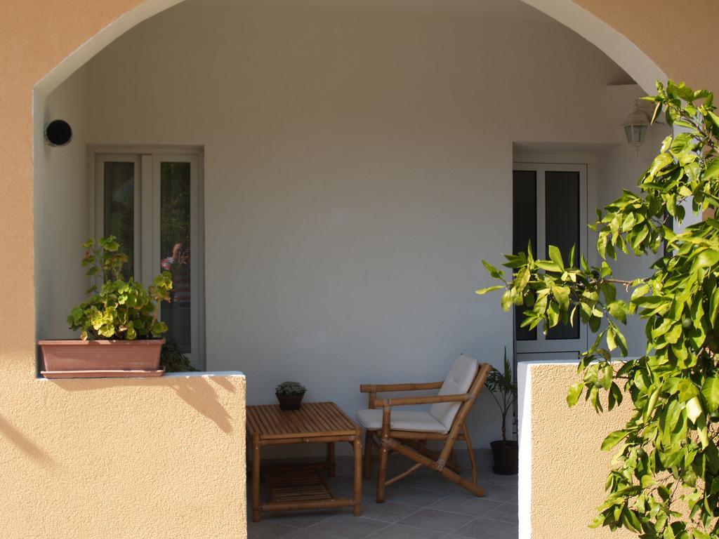Apartments Pharia Jelsa  Habitación foto